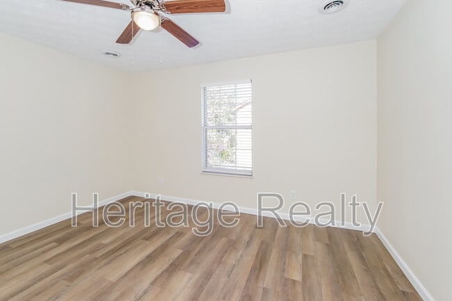 Building Photo - 4207 Iona Way