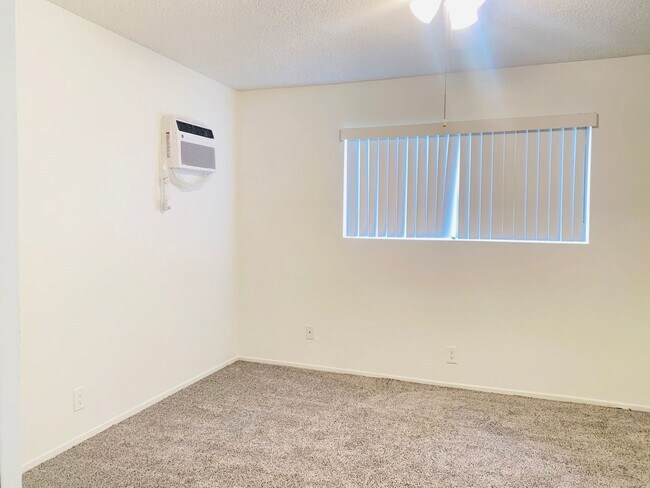 Building Photo - 25260