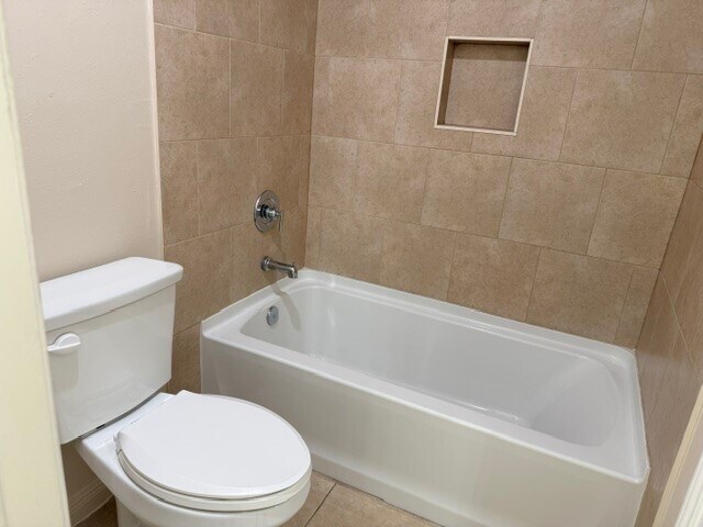 Building Photo - 6627 Krause Dr