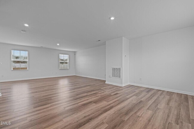 Building Photo - 27 Bird Dog Dr