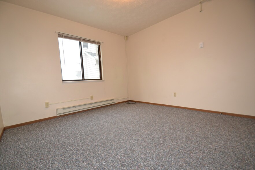 Bedroom #1 - 278 Torrey St