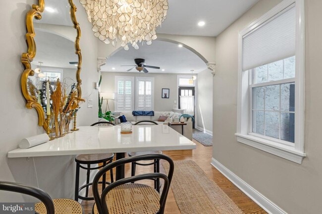 Building Photo - 239 E Thompson St