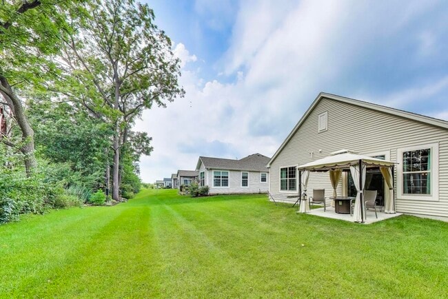 Building Photo - 1101 Black Cherry Dr