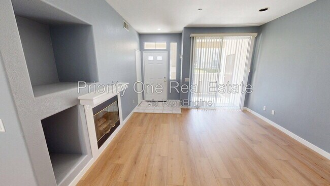 Building Photo - 10766 Sabre Hill Dr