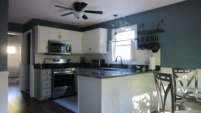 Building Photo - Exclusively Offered by Muse Realty Rentals