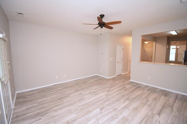 Building Photo - 306 Kiskadee Loop