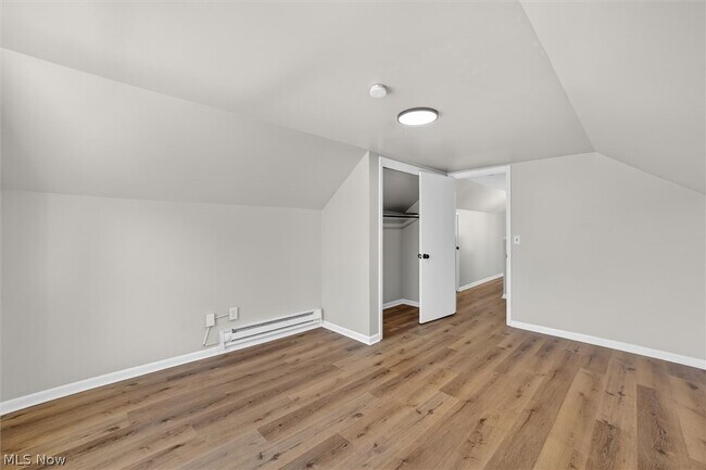 Building Photo - 13776 Shady Oak Blvd