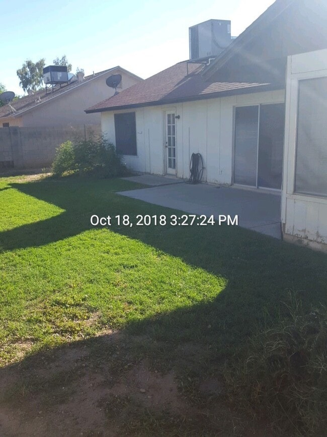 Building Photo - Nice 3 bedroom, 2 bath home in great Chand...