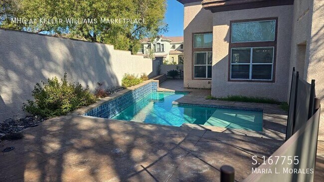 Building Photo - 2825 Barrow Downs St