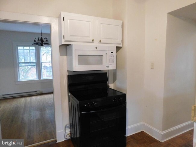 Building Photo - 614 National Ave