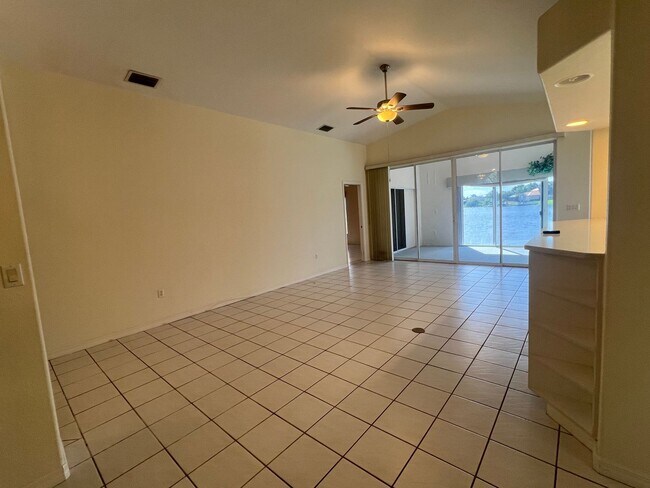 Building Photo - $2,095 ** AVAIL 9/1/25 ** LAKE SUZY ** 3 Bed / 2 Bath, Single Family Home with Lake View