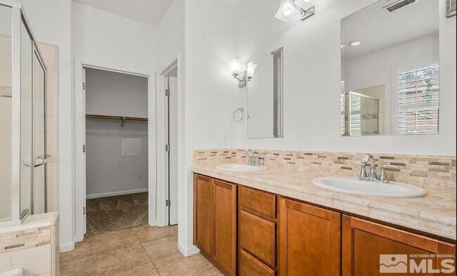 Building Photo - 5154 Ironstone Cir