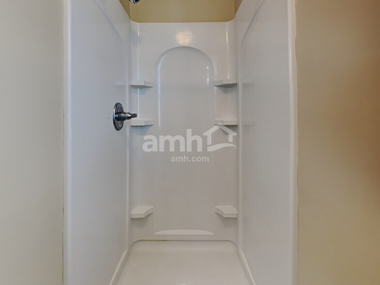 Building Photo - 4319 Hunting Hawk Dr