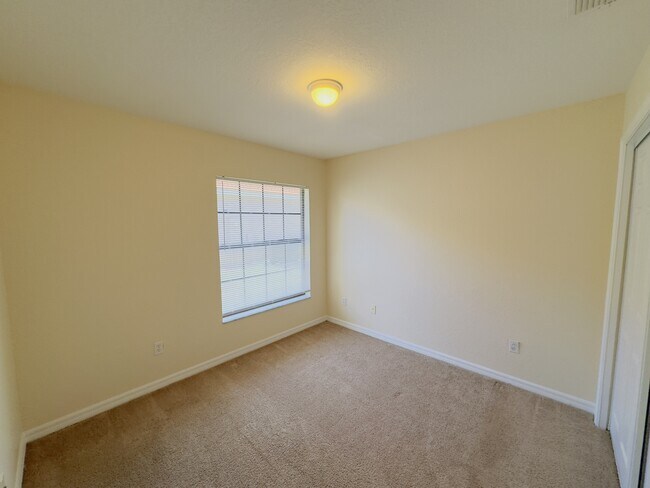 Building Photo - 405 Caraway Dr