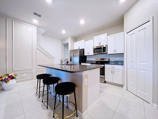 Building Photo - 4724 Tuscan Loon Dr