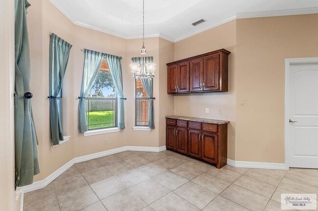 Building Photo - 109 Wild Olive