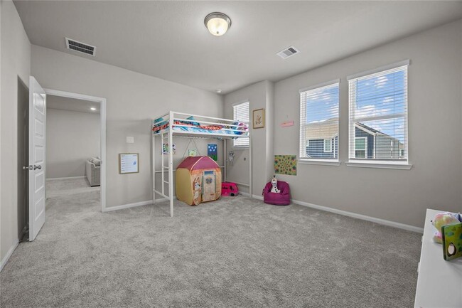 Building Photo - 614 Sandy Bay Ln