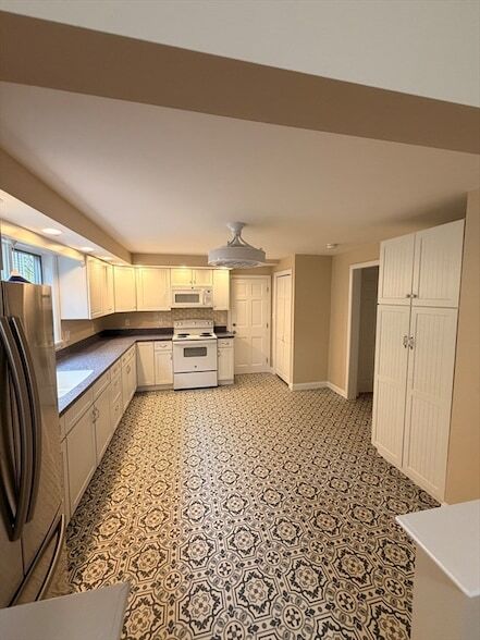 Building Photo - 35 Murray St