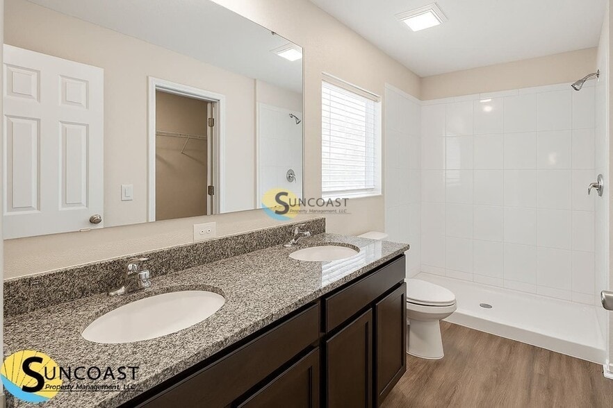 Building Photo - 13 Sellner Pl