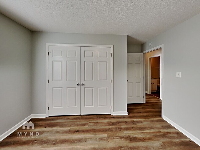 Building Photo - 104 Carrington Dr