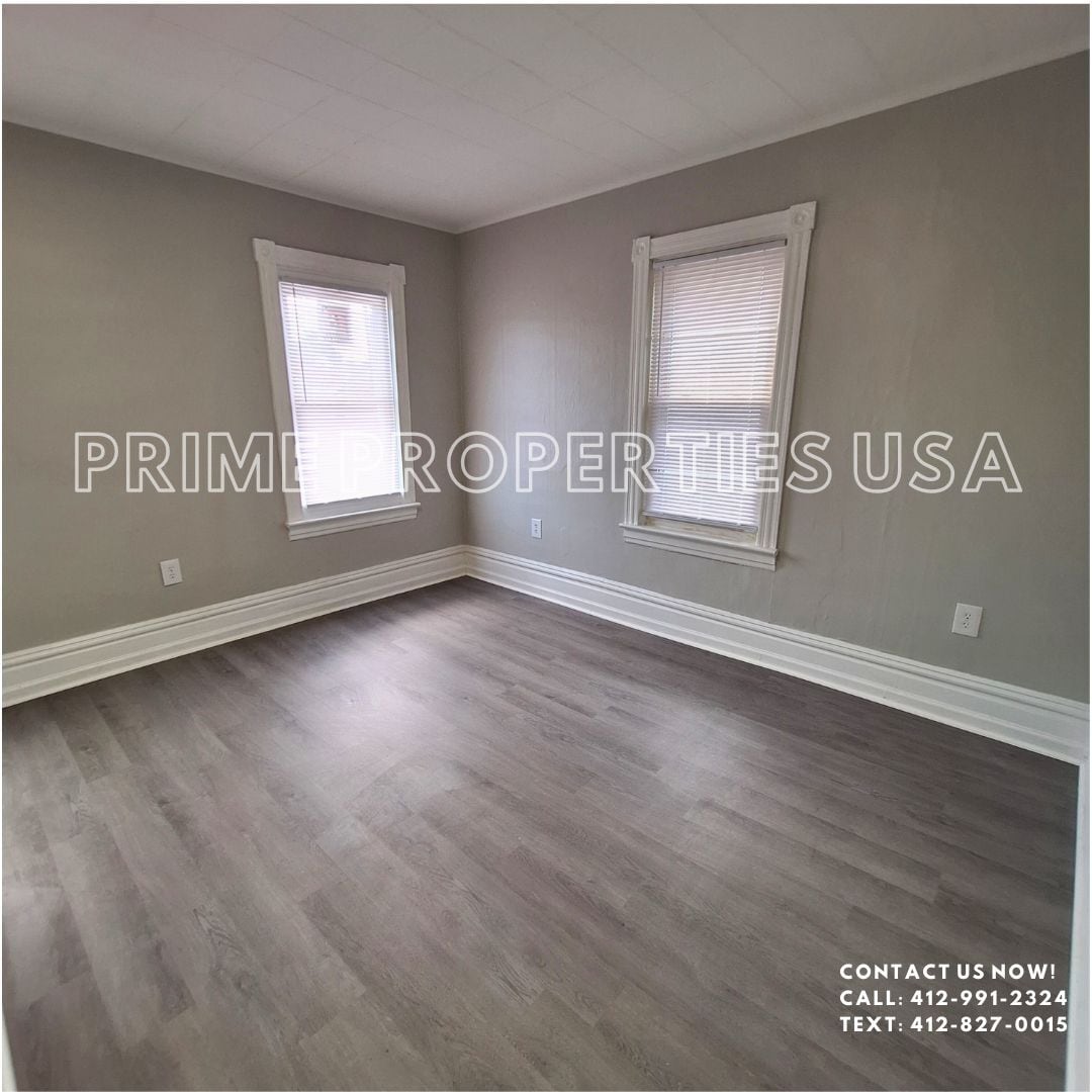 Building Photo - 326 Washington St