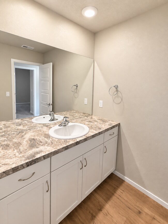 Building Photo - 8218 S Allora Ct