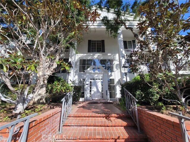 Building Photo - 200 McNeil Ln