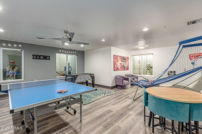 Building Photo - 12528 N 78th St