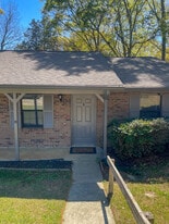 Building Photo - 1043 Chestnut Oak Ct NE