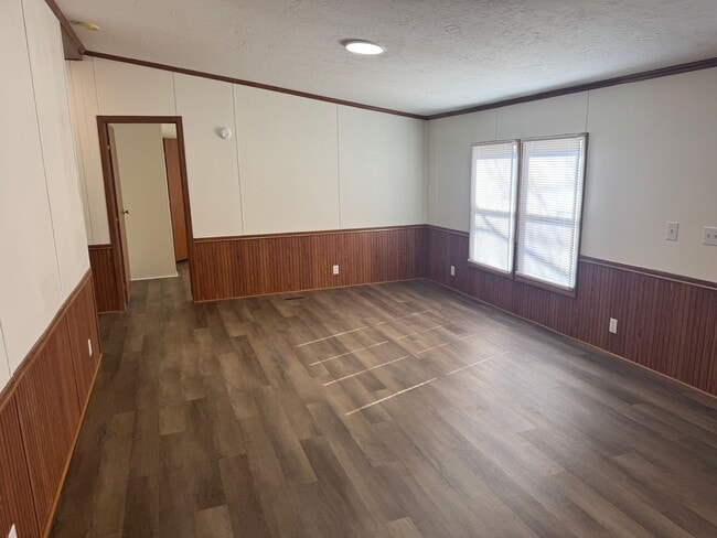 Building Photo - 3 Bedroom 2 Bathroom Home in Johnson City, TN