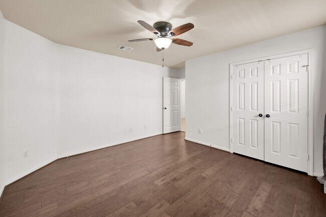 Building Photo - 23310 E Pine Ivy Ln