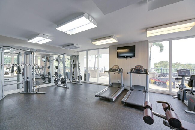 Building Photo - 4100 Salzedo St