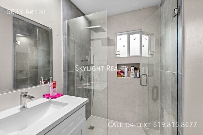 Building Photo - 5039 Art St