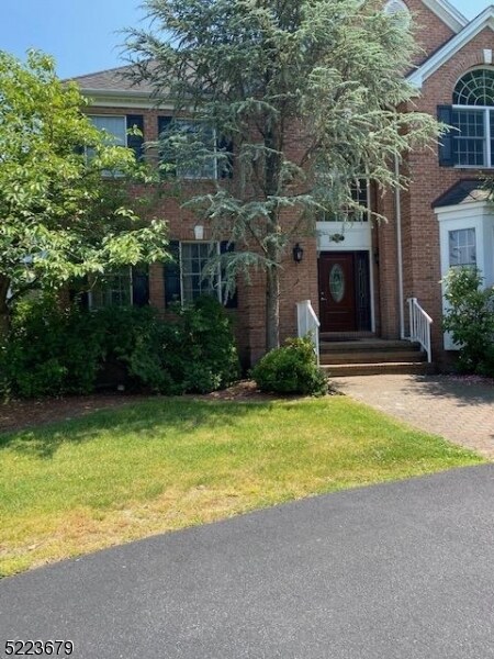 Building Photo - 29 Phillip Dr