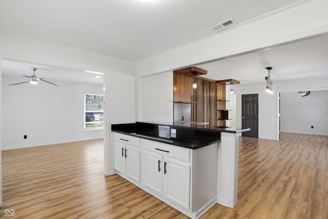 Building Photo - 512 Lexington Blvd