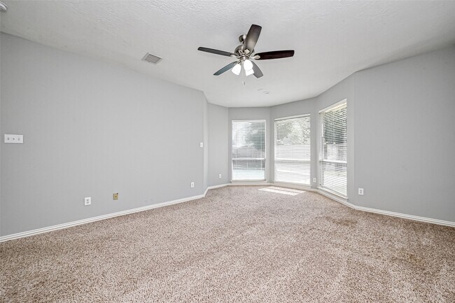 Building Photo - 4907 Mountain Fork