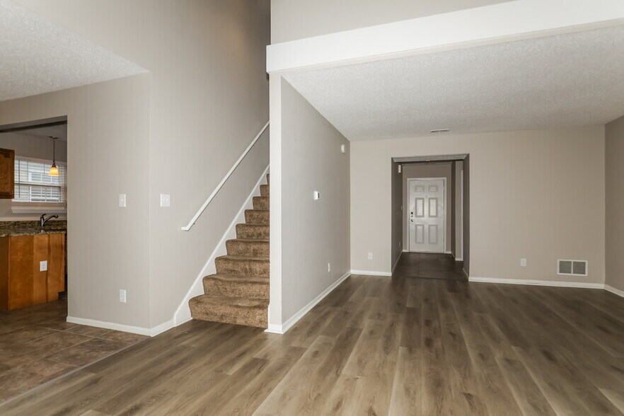 Building Photo - 5134 Sandy Forge Dr