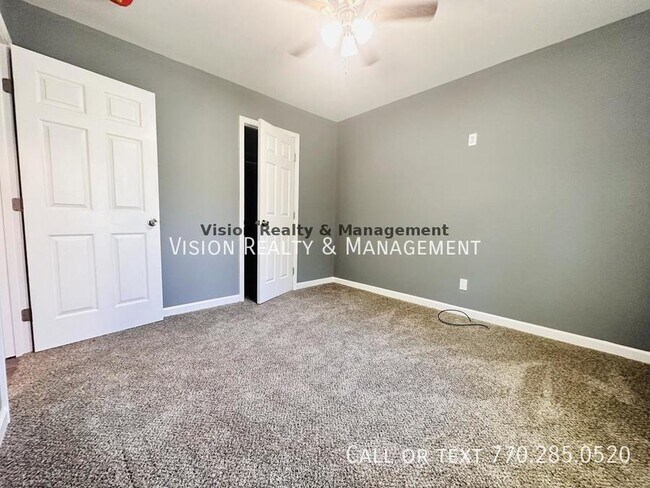 Building Photo - 459 Merrywood Dr