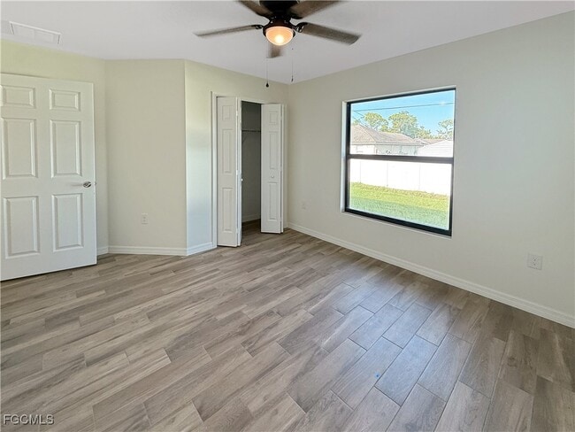 Building Photo - 8157 Albatross Rd