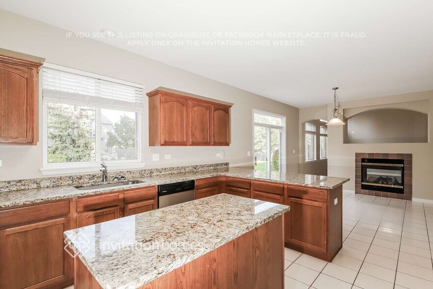 Building Photo - 3010 Shetland Ln