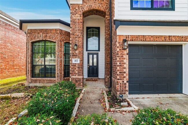 Building Photo - 412 Cypress Hill Dr