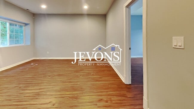 Building Photo - Discover this charming ADU near Golden Gar...