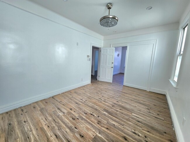 Building Photo - 24 Cator Ave