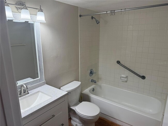 Building Photo - 8215 Sun Spring Cir