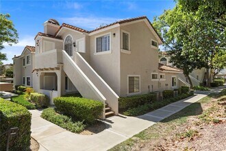 Building Photo - 30 Gavilan