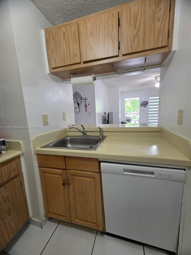 Building Photo - 15629 SW 73rd Cir Terrace
