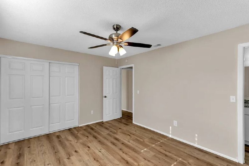 Building Photo - 910 E Humphrey St