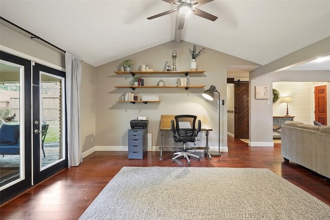 Building Photo - 10710 Overbrook Ln