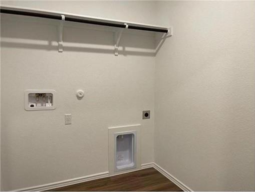 Building Photo - 110 Mountain Maple St