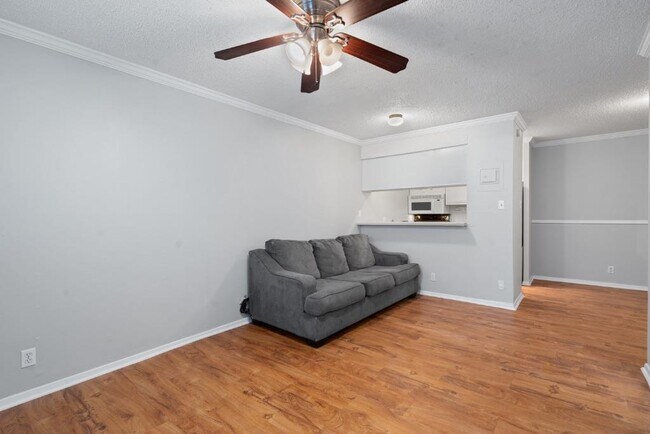 Building Photo - 4103 Speedway